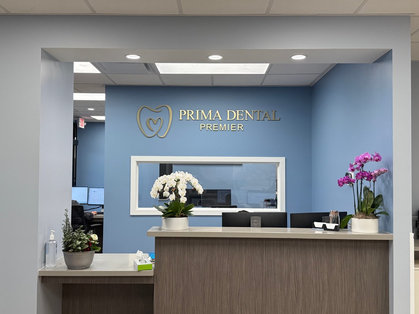 Prima Dental Premier Hero